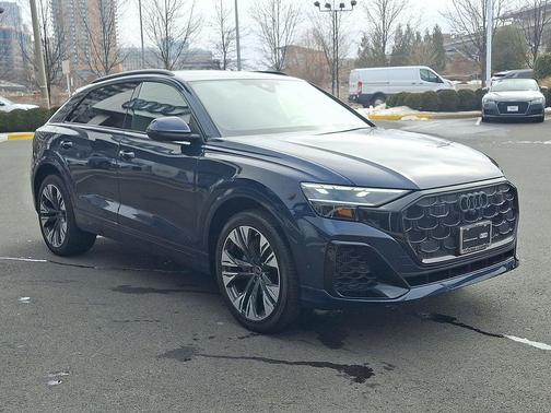 2025 Audi Q8 55 Premium Plus