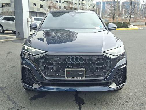 2025 Audi Q8 55 Premium Plus