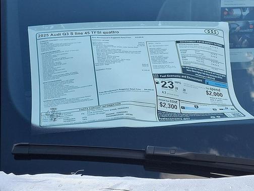 2025 Audi Q3 Premium 45 TFSI S line quattro Tiptronic