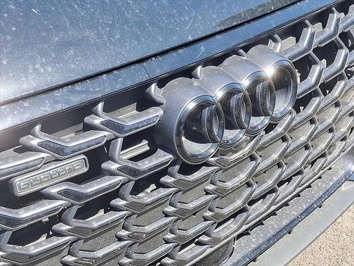 2022 Audi A8 L 55 TFSI quattro Tiptronic