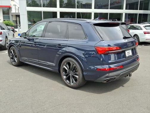 2025 Audi Q7 55 Premium Plus