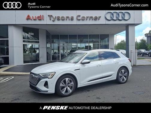 2024 Audi Q8 e-tron Premium Plus