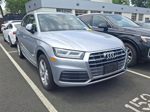 Florett Silver Metallic 2020 Audi Q5 45 Premium Plus