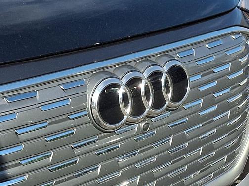 Mythos Black Metallic 2023 Audi Q4 e-tron Premium Plus 50 quattro