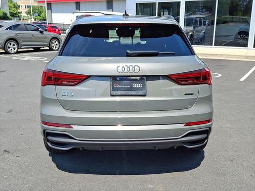 2024 Audi Q3 Premium 45 TFSI S line quattro Tiptronic