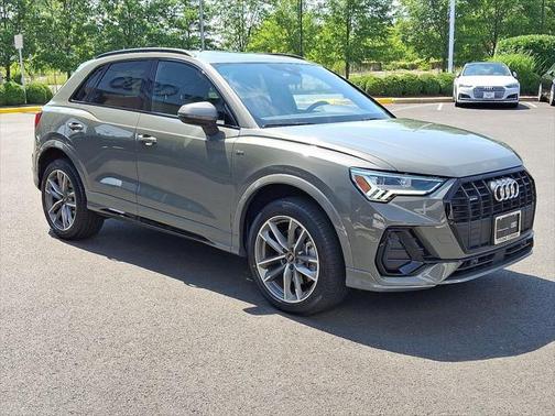 2024 Audi Q3 Premium 45 TFSI S line quattro Tiptronic