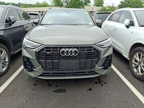 2024 Audi Q3 Premium 45 TFSI S line quattro Tiptronic