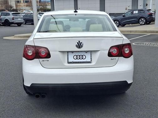 2010 Volkswagen Jetta Wolfsburg Edition