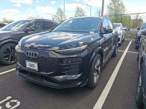 2025 Audi Q6 e-tron Prestige quattro