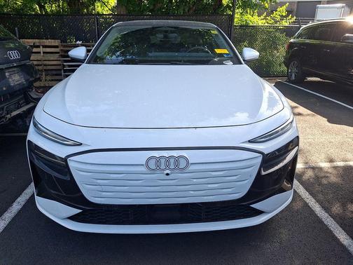 Glacier White Metallic 2025 Audi A6 e-tron Premium