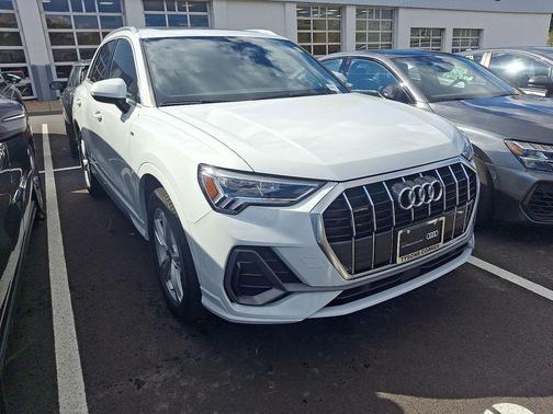 2023 Audi Q3 45 S line Premium Plus