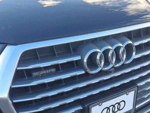 2019 Audi Q7 55 Prestige