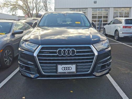 2019 Audi Q7 55 Prestige