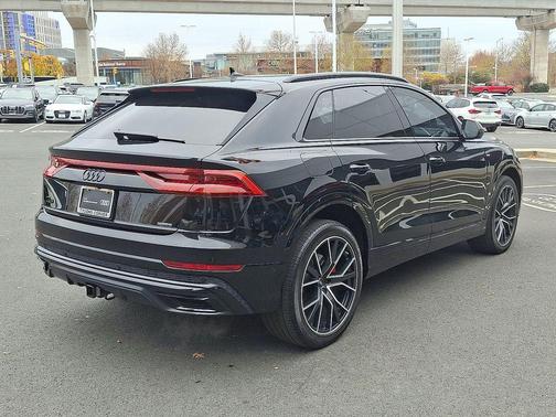 2023 Audi Q8 55 Premium Plus