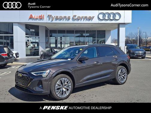 2024 Audi Q8 e-tron Prestige