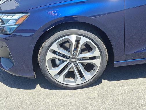 Navarra Blue Metallic 2026 Audi A3 Premium