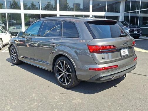 2022 Audi Q7 55 Prestige