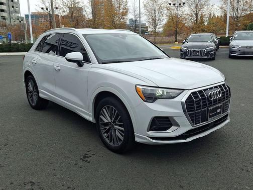 2022 Audi Q3 40 Premium