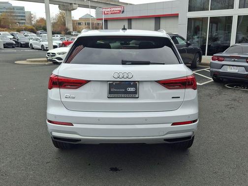 2022 Audi Q3 40 Premium