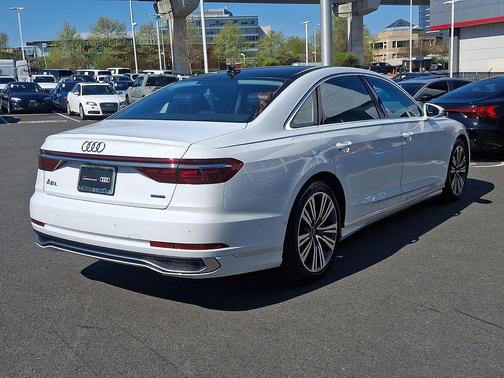 Glacier White Metallic 2023 Audi A8 L 55 TFSI quattro Tiptronic