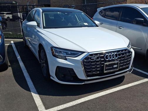 2023 Audi A8 L 55 TFSI quattro Tiptronic