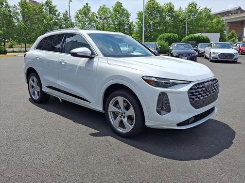 2025 Audi Q5 Premium Plus