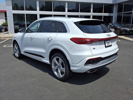 2025 Audi Q5 Premium Plus
