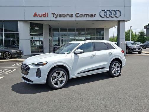 2025 Audi Q5 Premium Plus