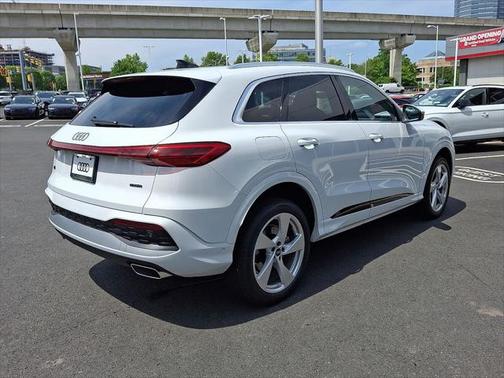 2025 Audi Q5 Premium Plus