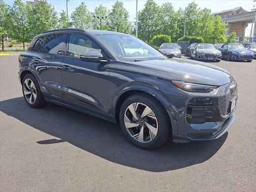 2025 Audi Q6 e-tron Prestige quattro