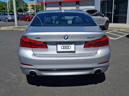 Glacier Silver Metallic 2019 BMW 530 xDrive
