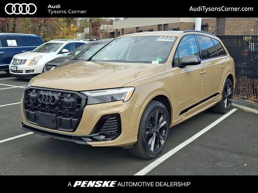 2025 Audi Q7 55 Premium Plus