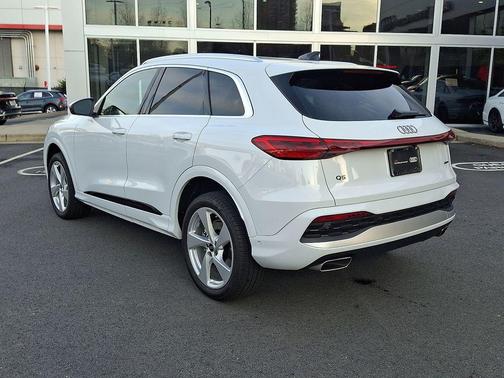 2025 Audi Q5 Premium Plus TFSI quattro S tronic