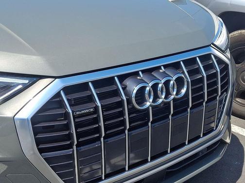 Chronos Gray Metallic 2023 Audi Q3 45 S line Premium Plus