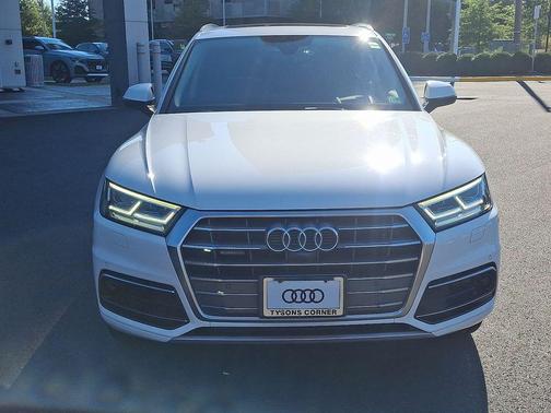 2018 Audi Q5 2.0T Tech Premium
