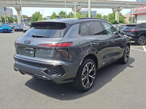 Daytona Gray Pearl Effect 2026 Audi Q3 TFSI quattro S tronic