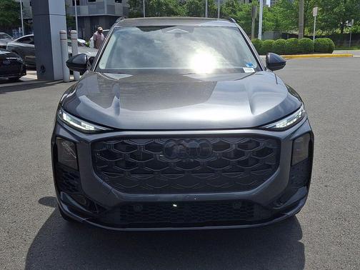 Daytona Gray Pearl Effect 2026 Audi Q3 TFSI quattro S tronic