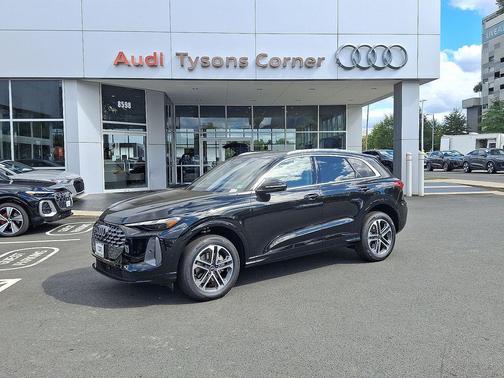 2025 Audi Q5 Premium