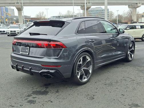 2025 Audi RS Q8 4.0T