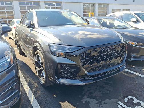 2025 Audi RS Q8 4.0T
