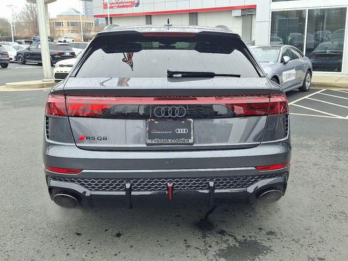 2025 Audi RS Q8 4.0T