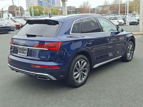 2022 Audi Q5 45 S line Premium