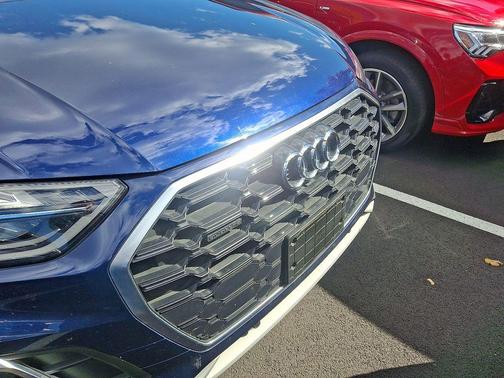 2022 Audi Q5 45 S line Premium