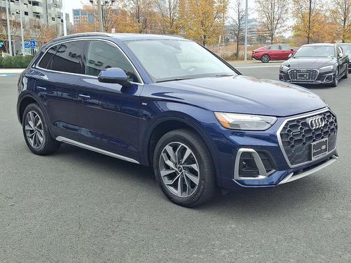 2022 Audi Q5 45 S line Premium