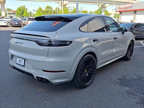 2023 Porsche Cayenne GTS