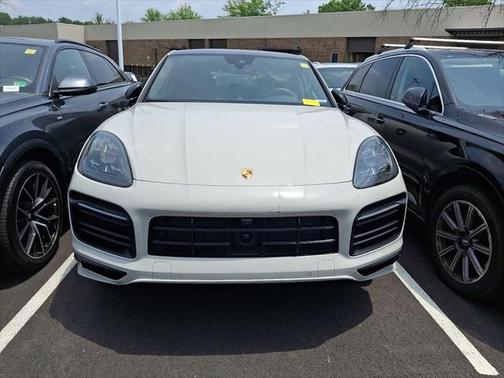 2023 Porsche Cayenne GTS