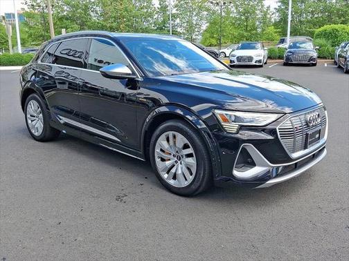 2022 Audi e-tron S Premium Plus