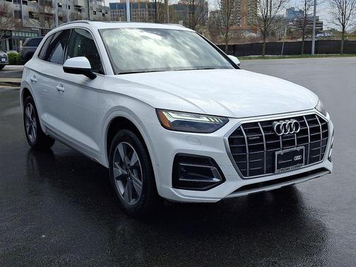 2023 Audi Q5 Prestige 40 TFSI quattro S tronic