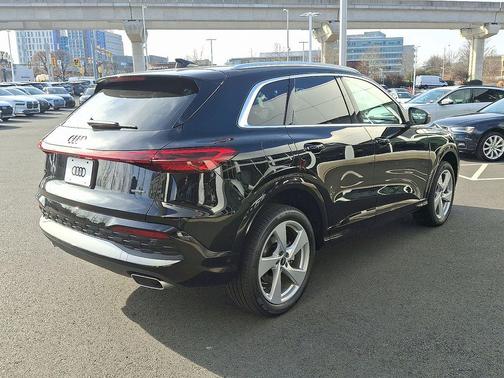 2025 Audi Q5 Premium Plus TFSI quattro S tronic