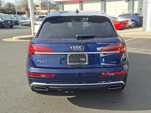 2022 Audi Q5 45 S line Premium